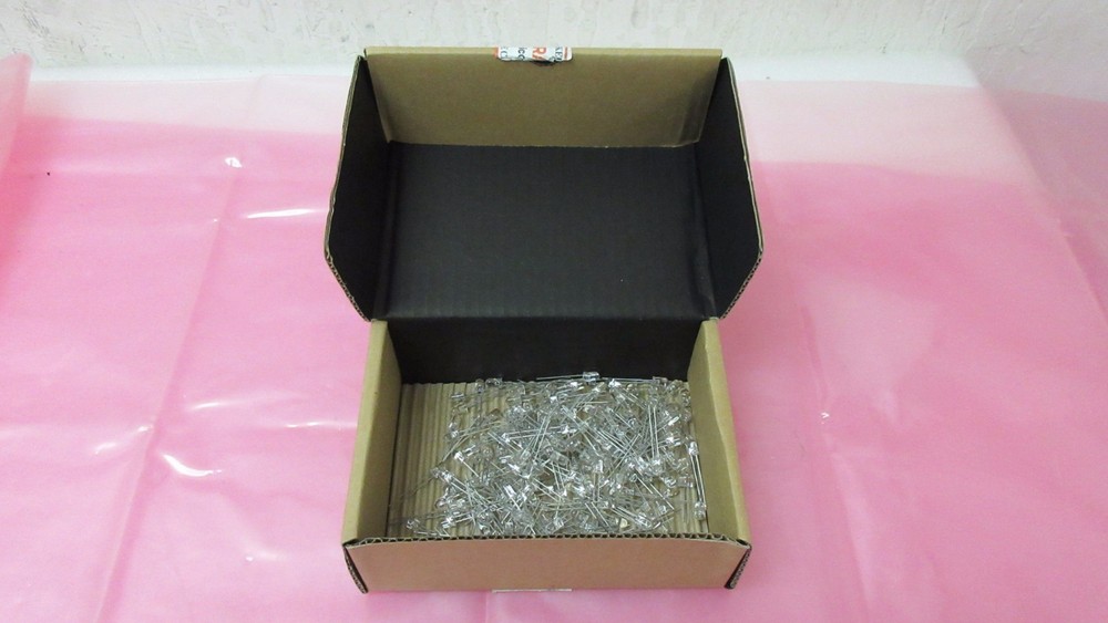 200 Osram Opto Hyper 5mm LED, 411980