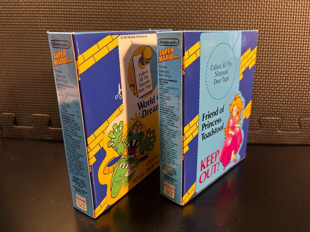Super Mario Bros fruit snacks - 2 empty custom design display boxes