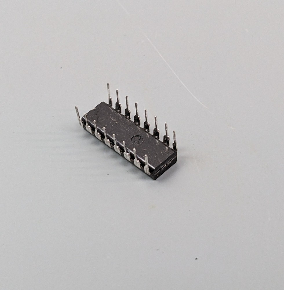 AMD AM91L12CPC 256 x 4bit Static RAM, 1024bit SRAM IC