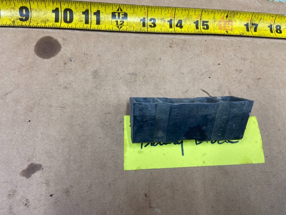 03-06 EXPEDITION BATTERY BLOCK