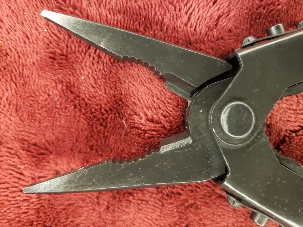 🔪 Gerber Multi Tool Black Needlenose MP600 Drop Point Blade 6ck needle nose