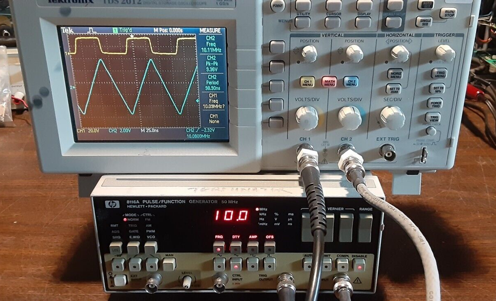 HP8116A 50MHz Pulse Function Generator WORKING 10V p-pk into 50 Ohm Progammable