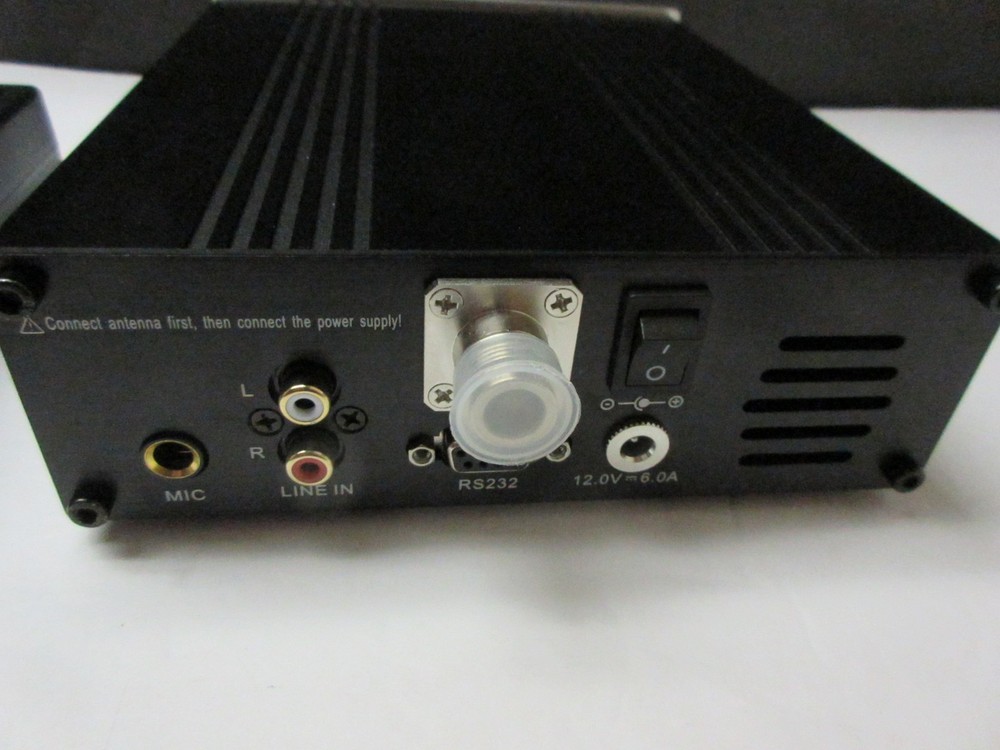 Professional CZE-T251 25W FM Transmitter Stereo Broadcast-U.S.A.