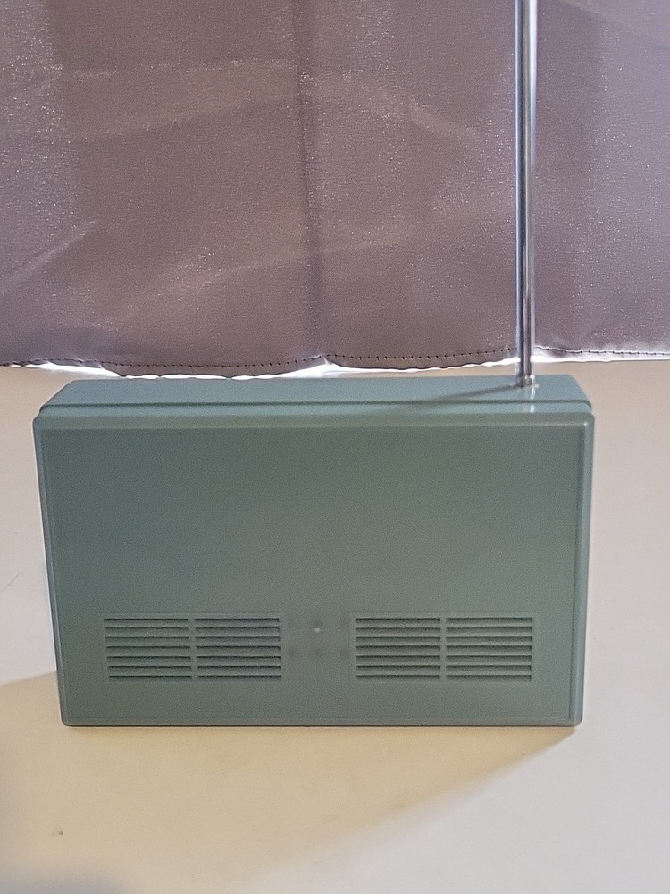 Solid state 9 Two wave radio see description