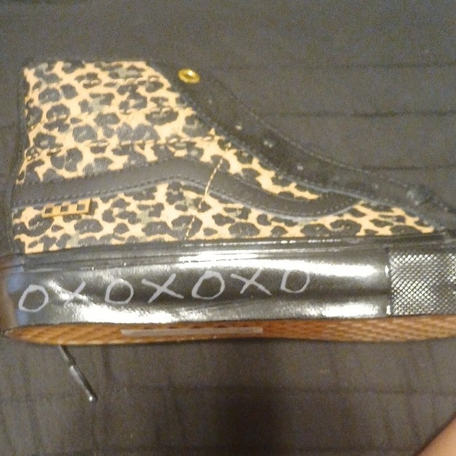 Cher Strauberry vans