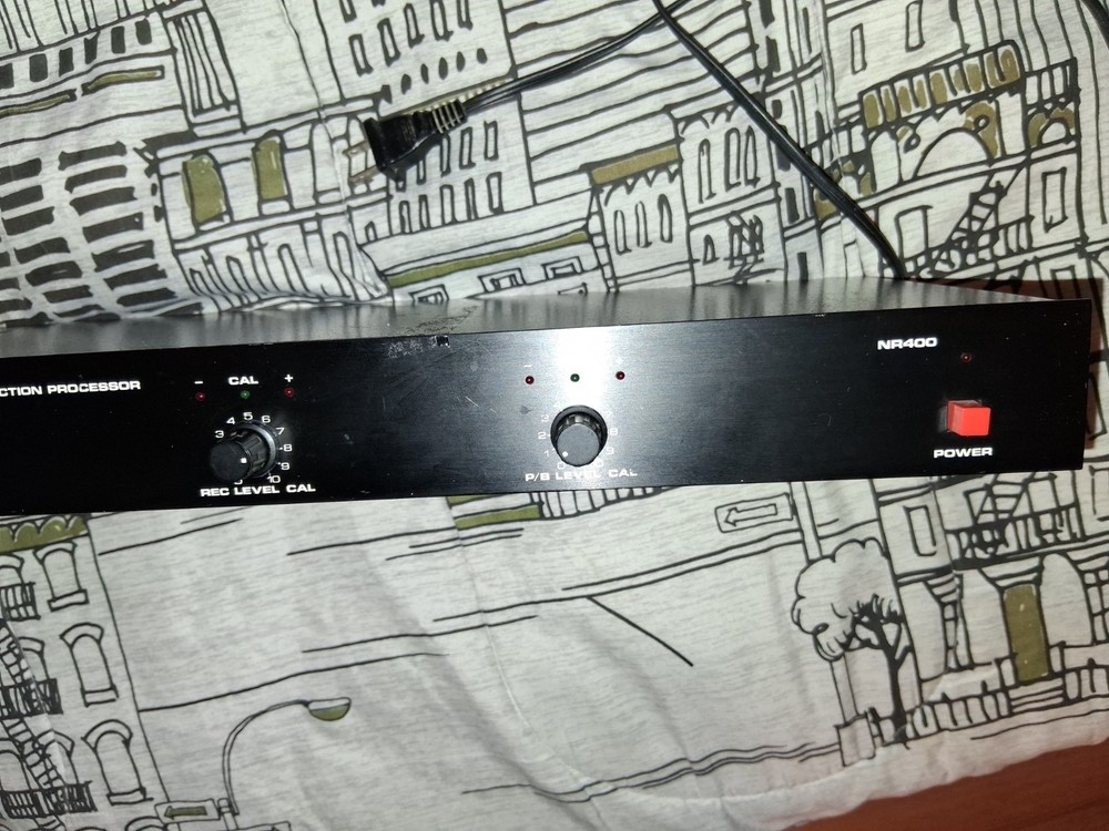 Numark Noise Reduction Processor NR400