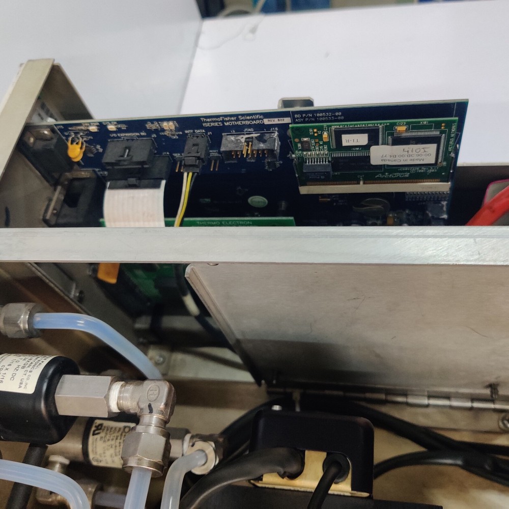 Thermo Scientific Model 410i Carbon Dioxide Gas Analyzer