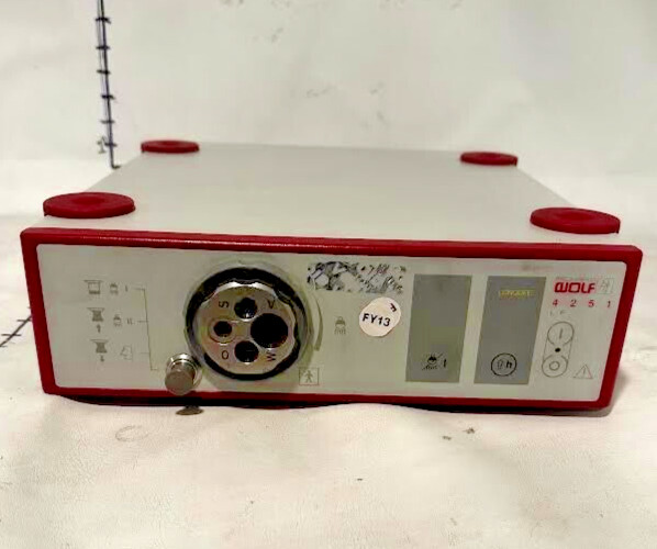 Richard Wolf 4251 Halogen Light Source