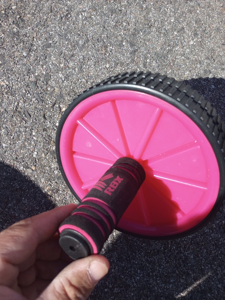 New Reebok Ab Roller Solid Core Medium Density Pink and black