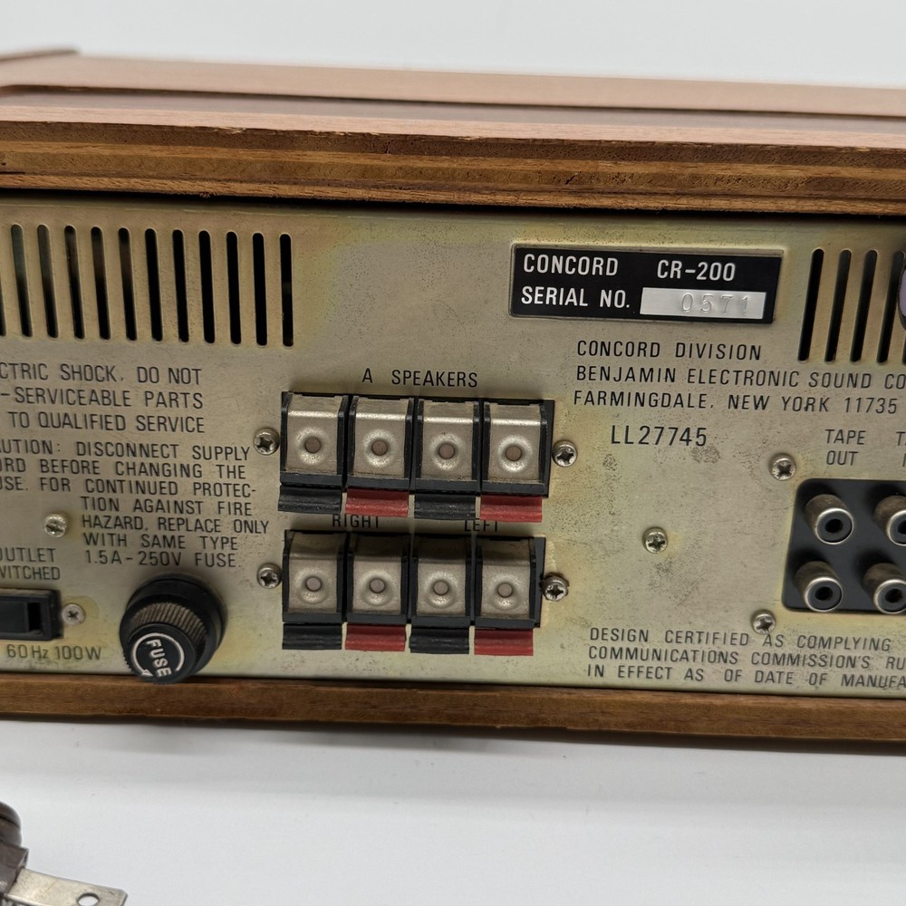 Concord CR-200 Stereo Receiver As Is Read Description