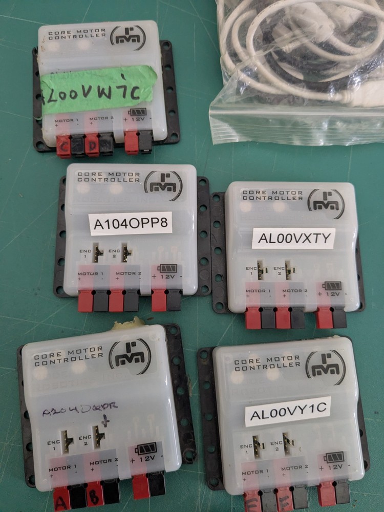 Modern Robotics Core Power Distribution Module 5x Motor Controllers 2x Servo