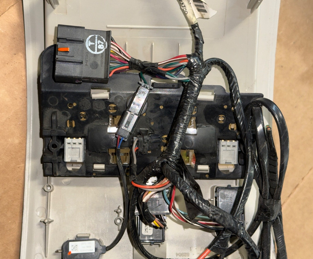 Overhead Console with Harness 22780427