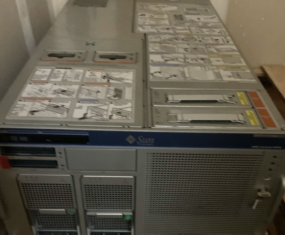 Sun Micro System M4000 Base Enterprise Server