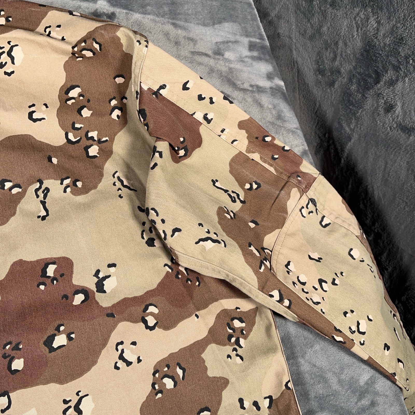 Vintage US Military Desert Camo Combat Coat Mens Large Regular Chocolate Chip 90