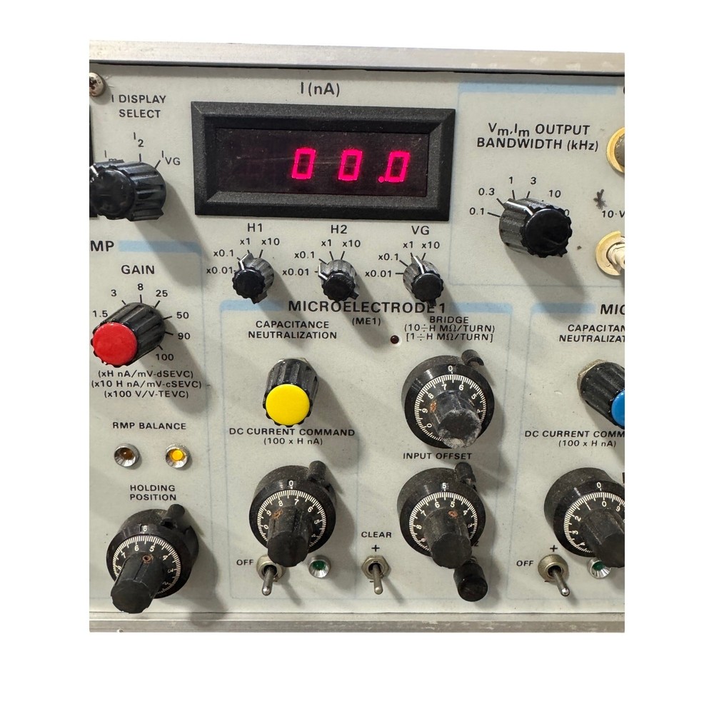 Axon Instruments Axoclamp 2A Microelectrode Current & Voltage Clamp