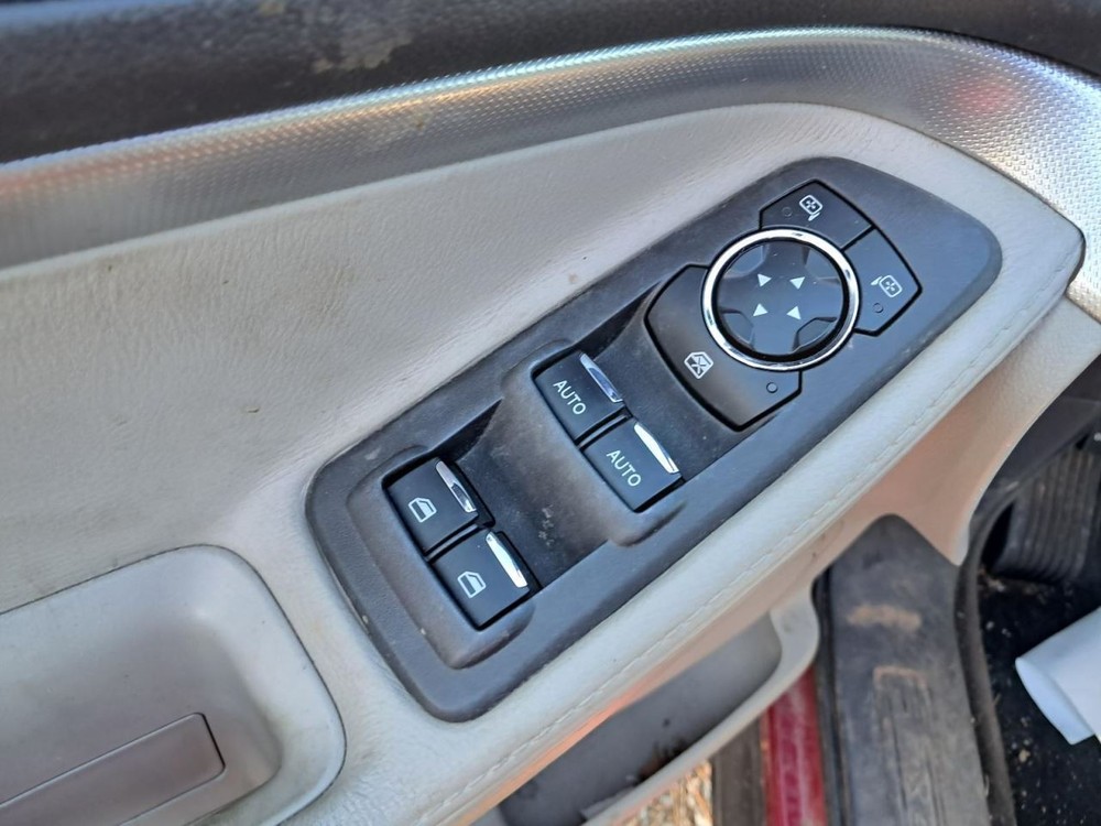 EXPLORER 2012 Glove Box 4854484