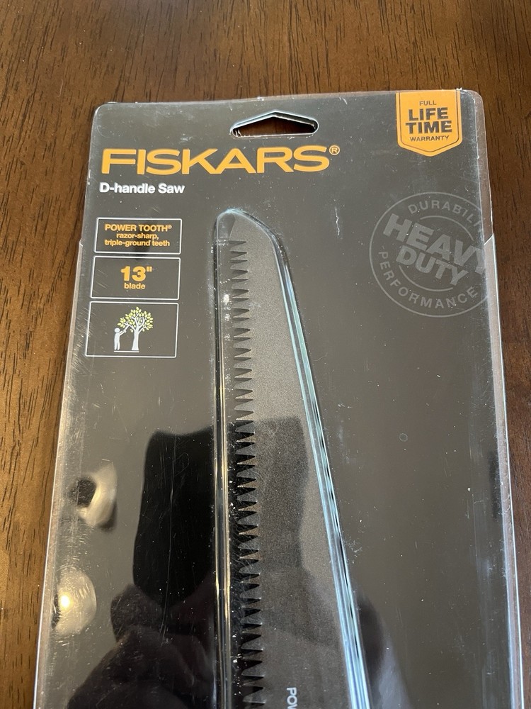 Fiskars 9357 13-Inch Fixed Handle Pruning Saw - Tree Cutting Garden Tools - NEW