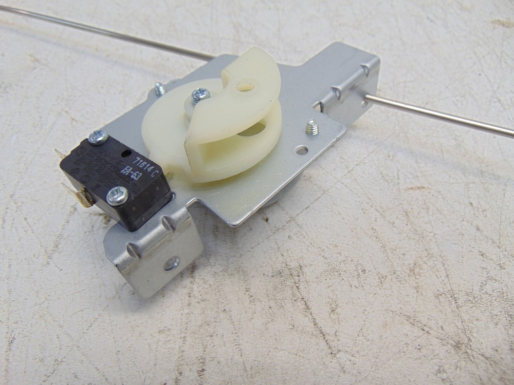 LG Range LSD4913ST Latch Assembly