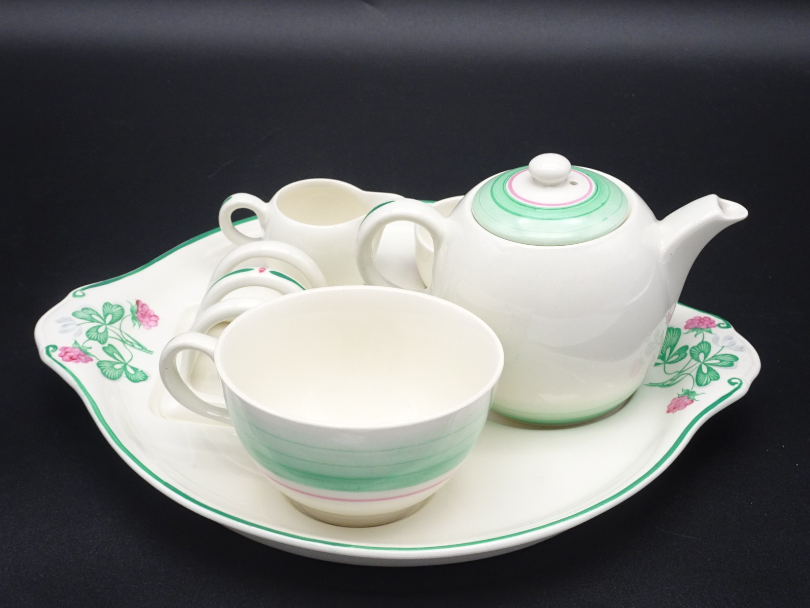 VINTAGE GRAY'S POTTERY SHAMROCK CLOVER LEAF 6 PC. BREAKFAST SET STOKE-ON-TRENT