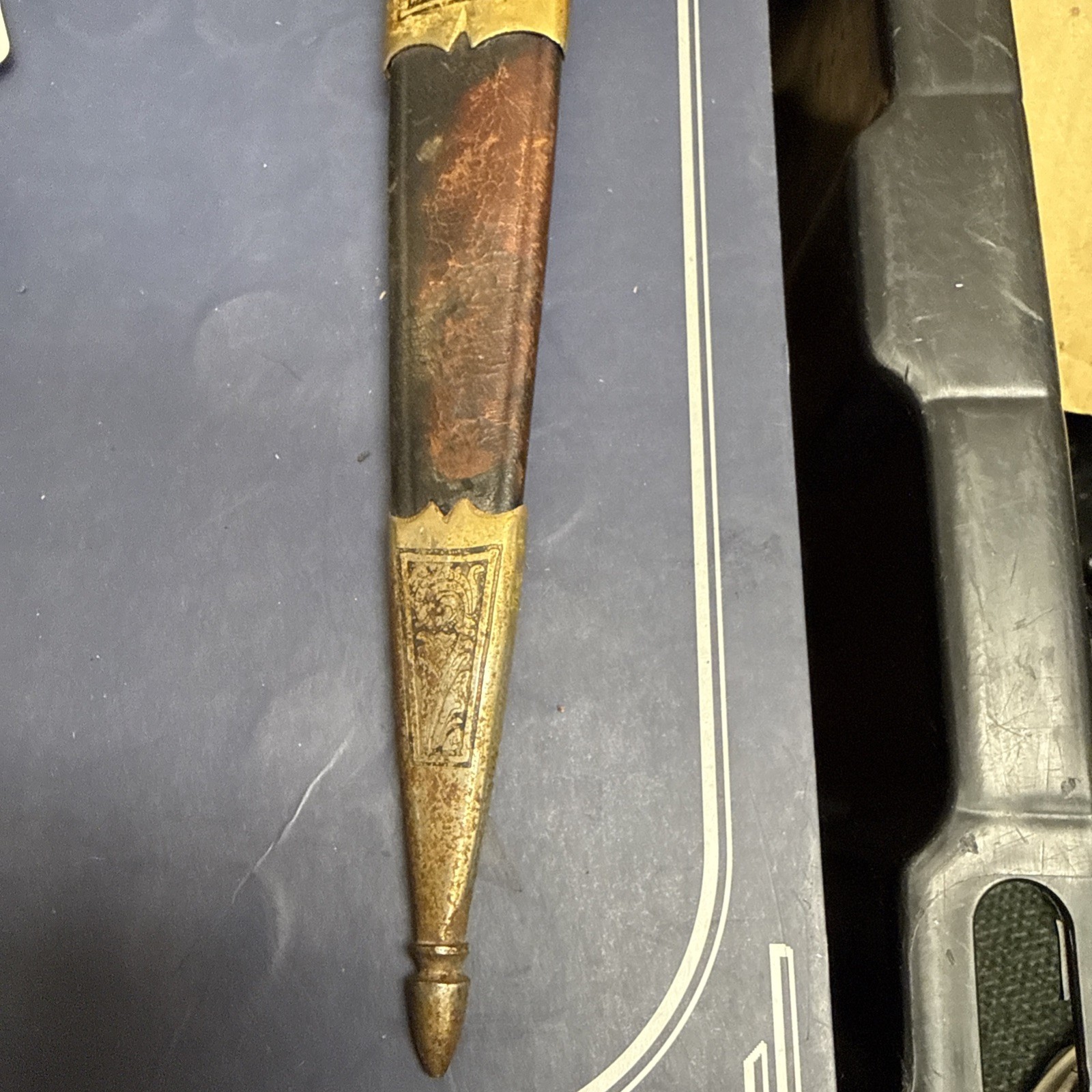 ANTIQUE TOLEDO SPANISH PLUG BAYONET DAGGER