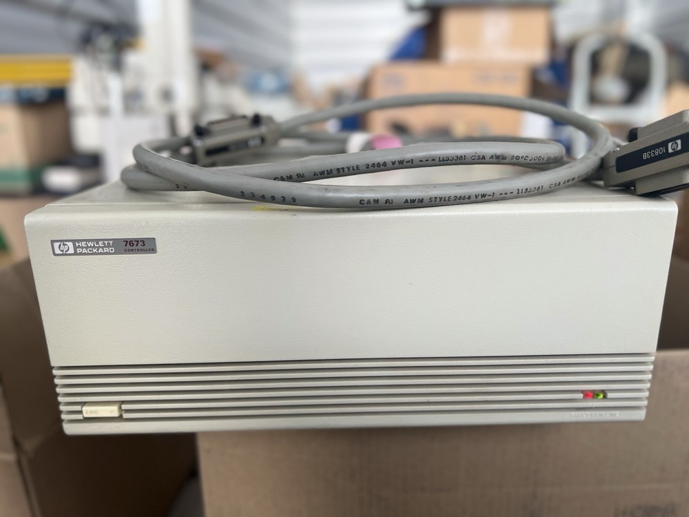 HP 7673 Autosample Controller Module 18594B w/ HP 10833B cable