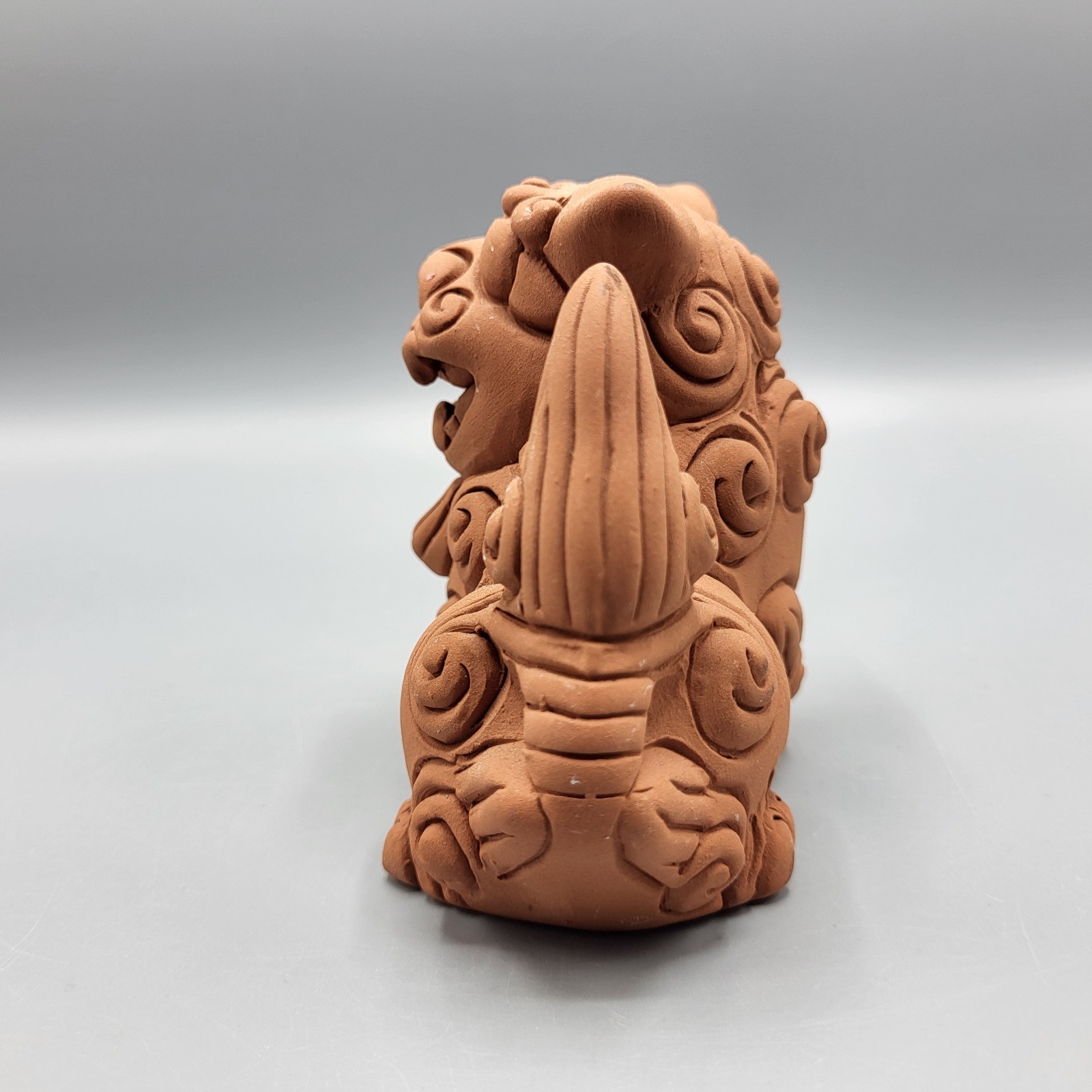 Set of 2 Okinawan Shisa Foo Dog Guardian Lions Figurines Terra Cotta Clay 3.5"