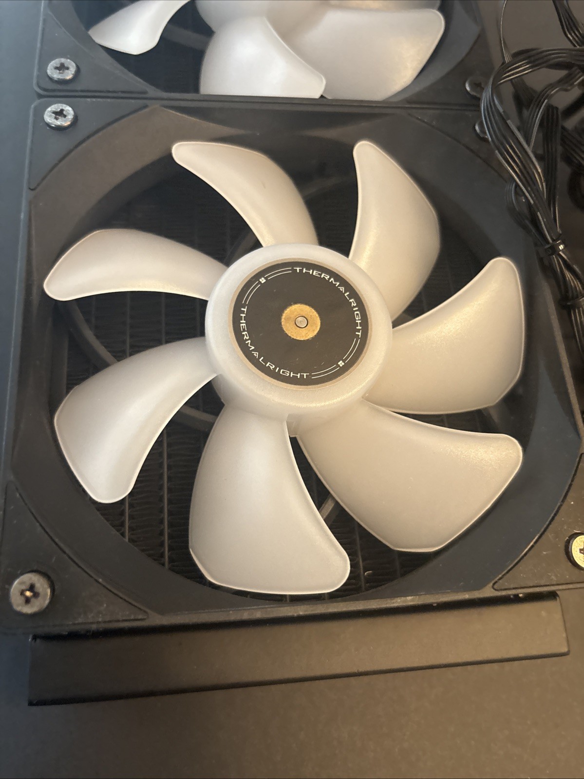 Thermalright Frozen Warframe 240 SE ARGB Black All-In-One - Do Not Know If Works