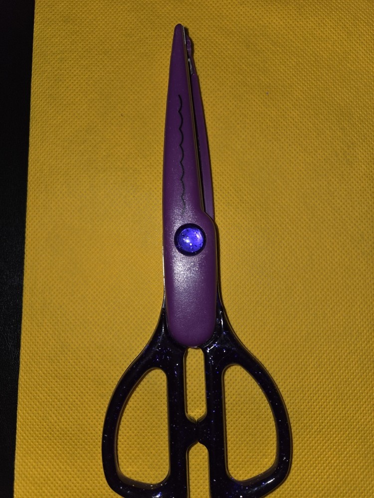 Fiskars Border Punch Flowers 3 Edging Scissors Scrapbooking Craft Tools Lot