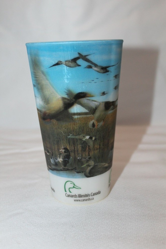 DUCKS UNLIMITED Canada 3-D Plastic cup hunting Vintage Mallard Duck
