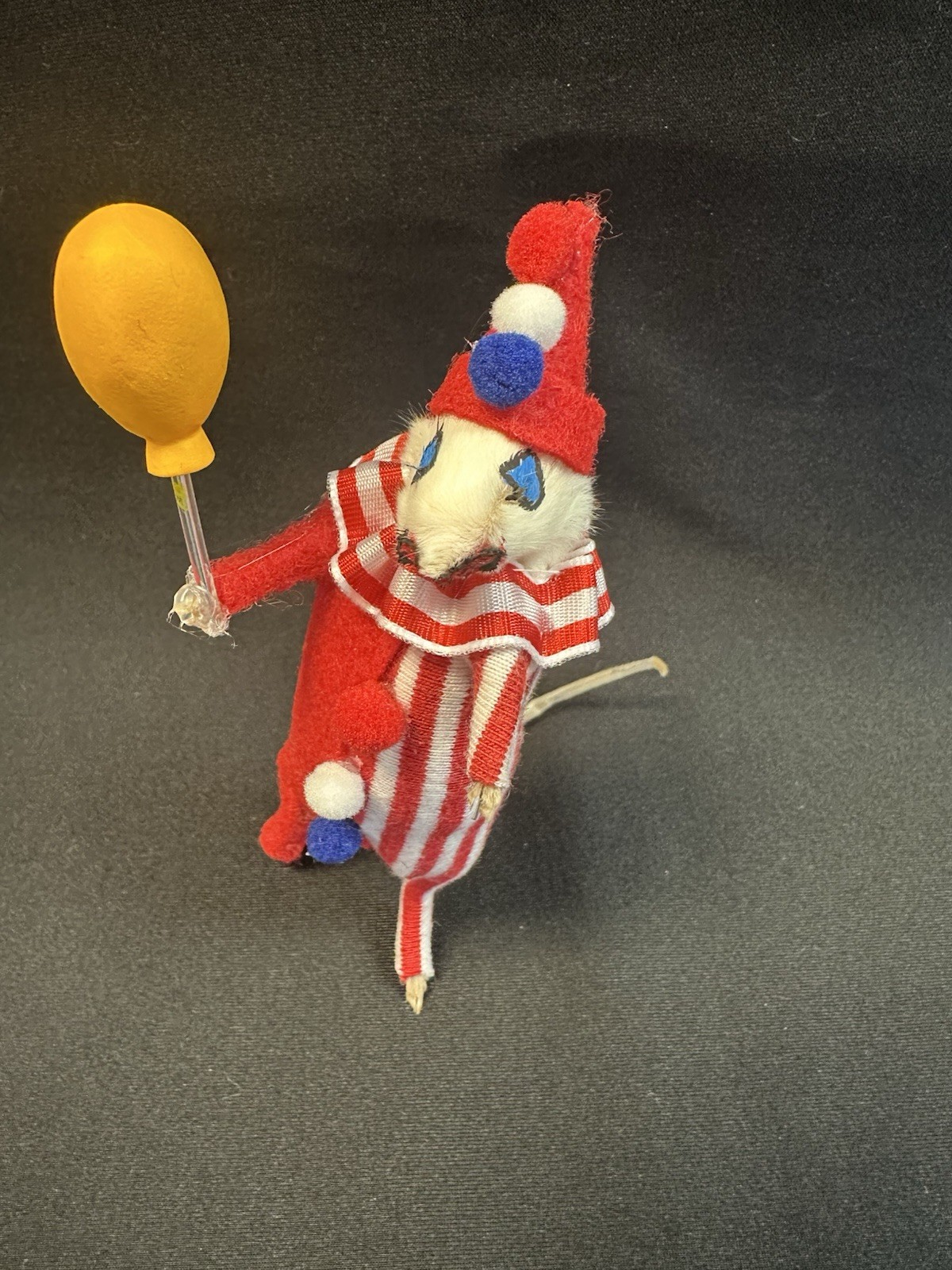 Taxidermy Mouse Clown Mouse Oddities Curiosities Taxidermy Art