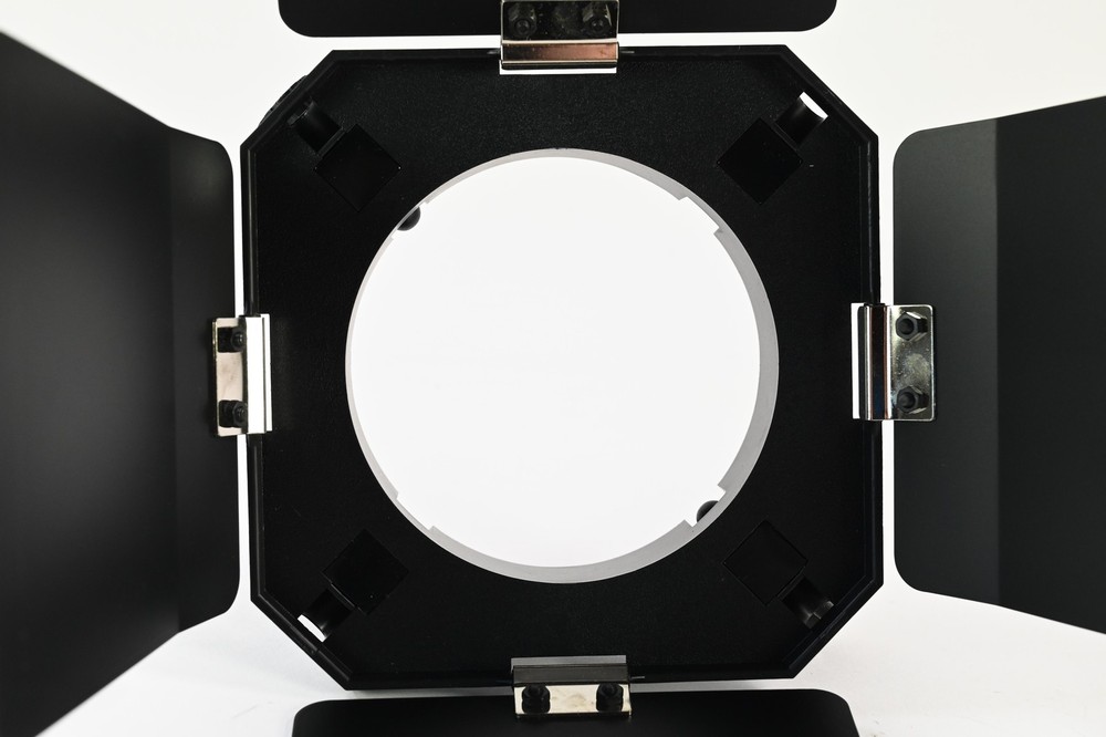 Photogenic PG28-BD Four Panel Barn Door Set #G557