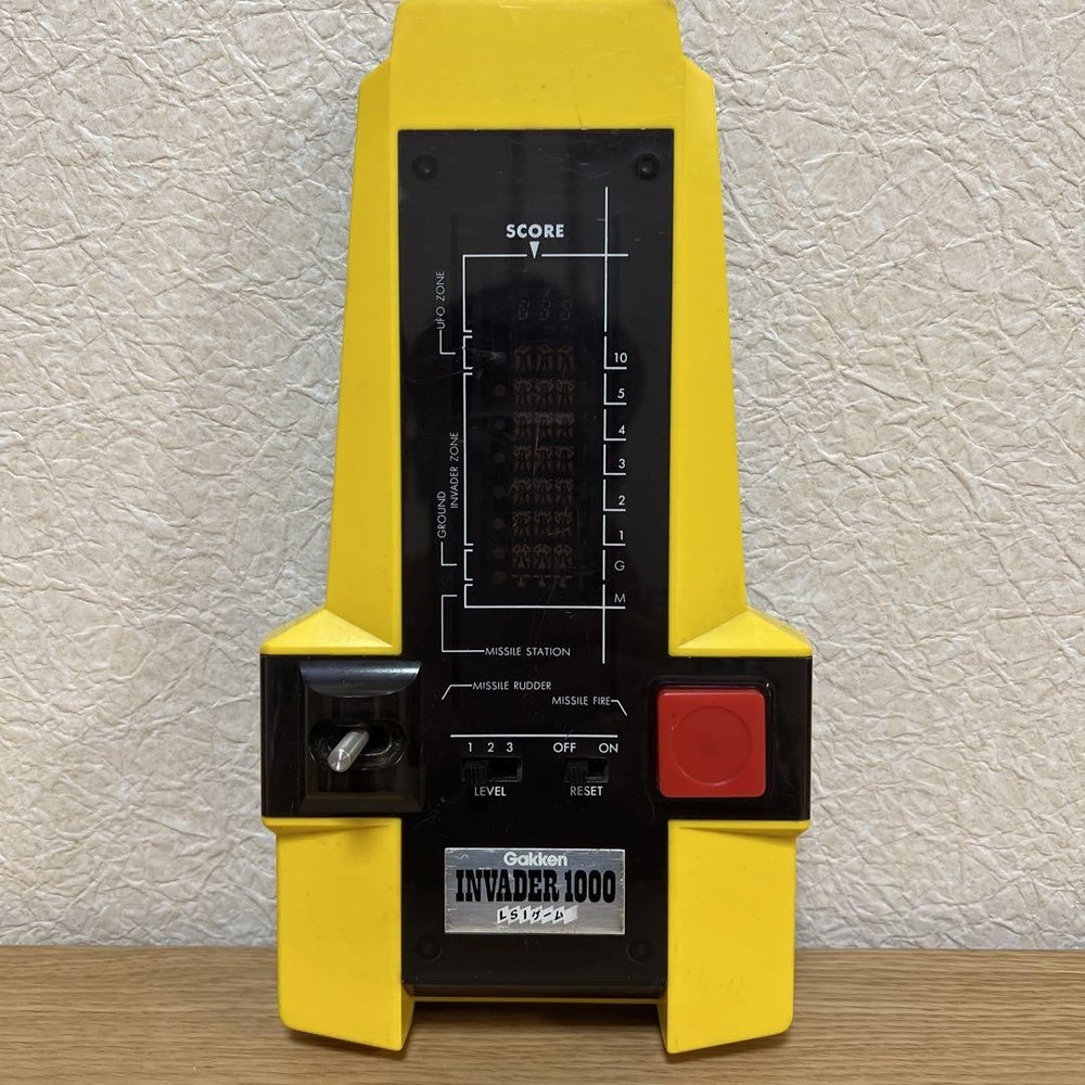 Gakken LSI Game Invader 1000