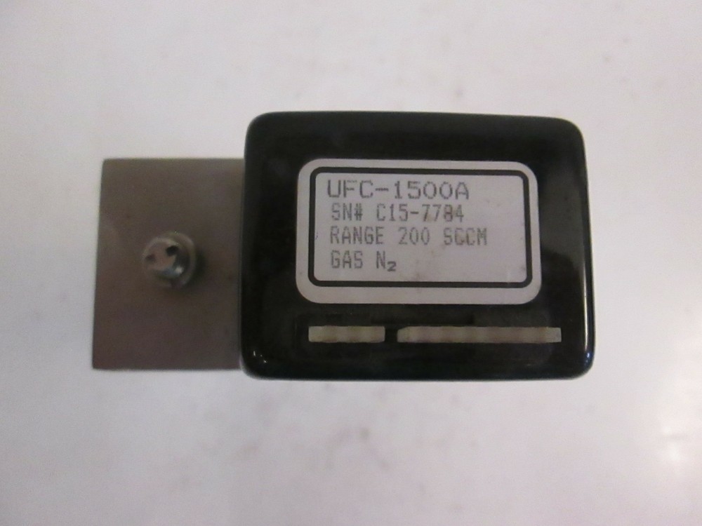 Unit UFC-1500A Mass Flow Controller, Gas, N2, 200 SCCM
