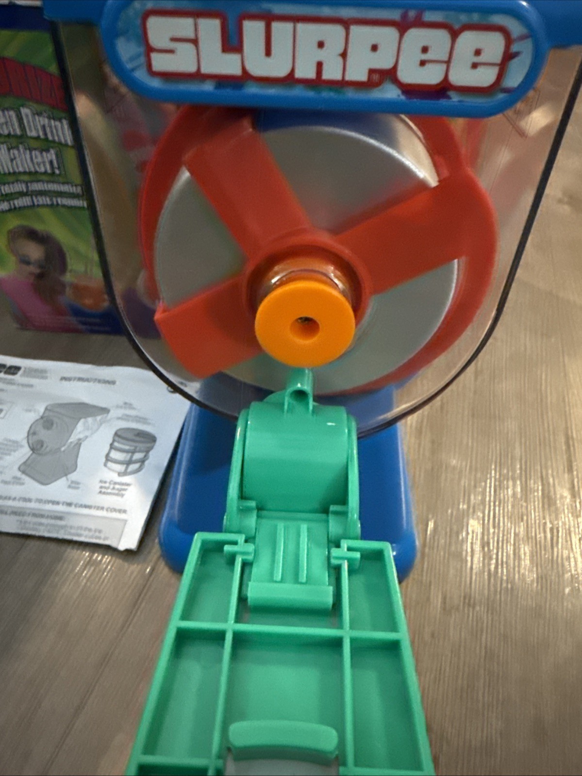 Motorized SLURPEE Automatic Frozen Drink Maker Machine Brain Freeze NEW 2005