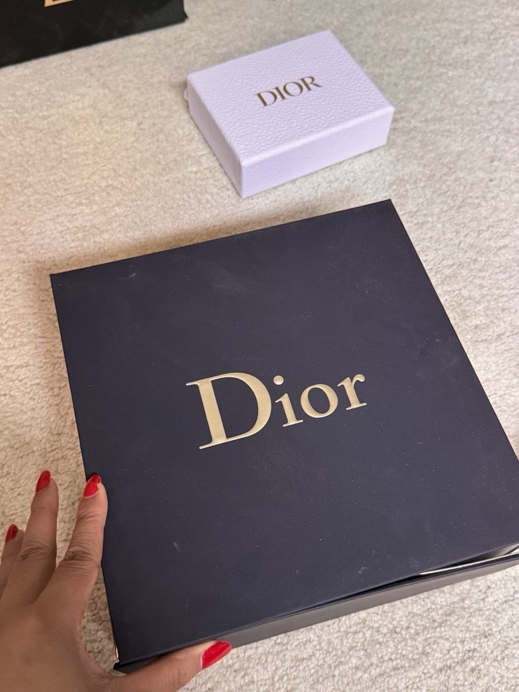 Dior Gift box- (New)