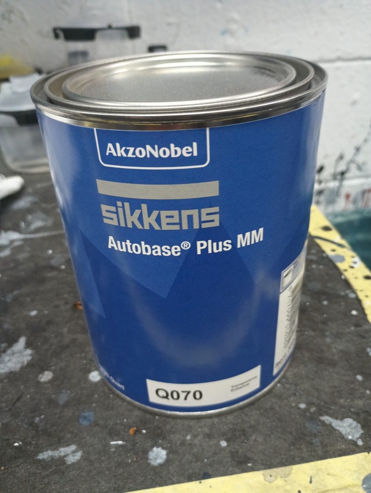 SIKKENS AUTO BASE PLUS MM Q070