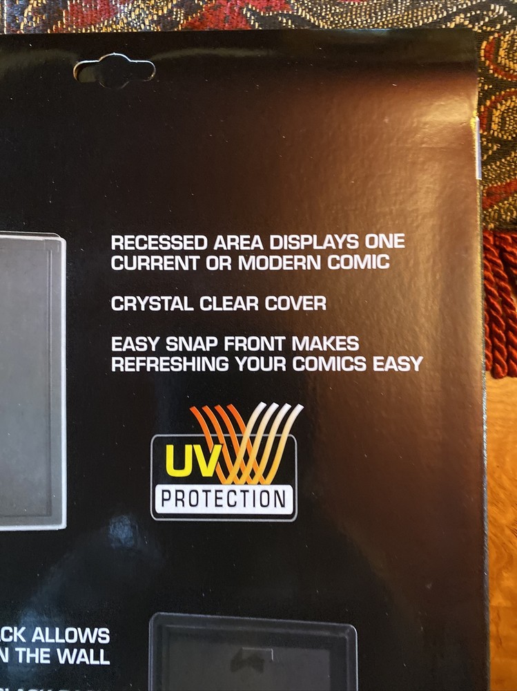 BCW Comic Book Holder UV Showcase CURRENT Wall Mount Display Case Frame Modern