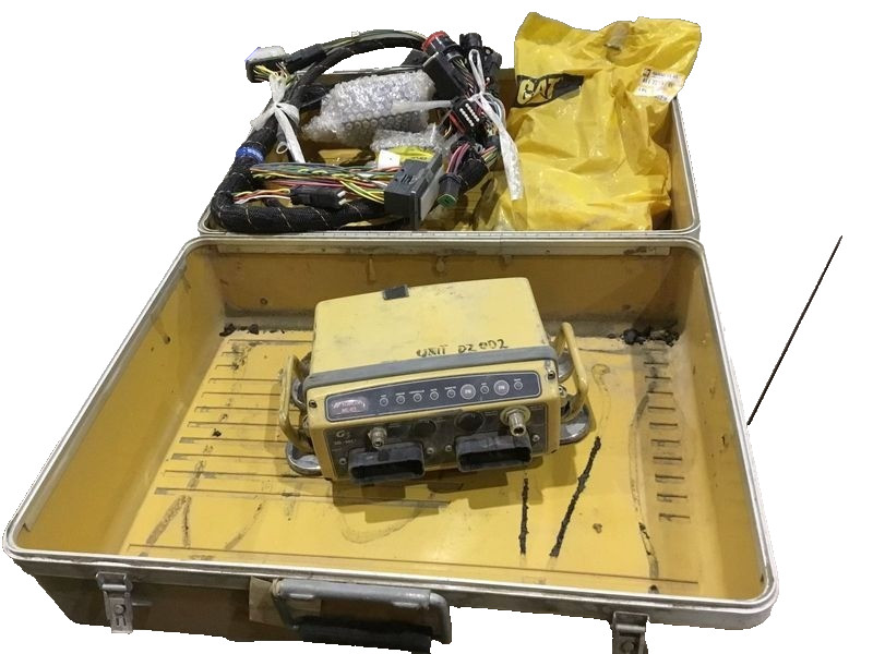 TOPCON MC-R3 POSITIONING SYSTEM W/ CASE