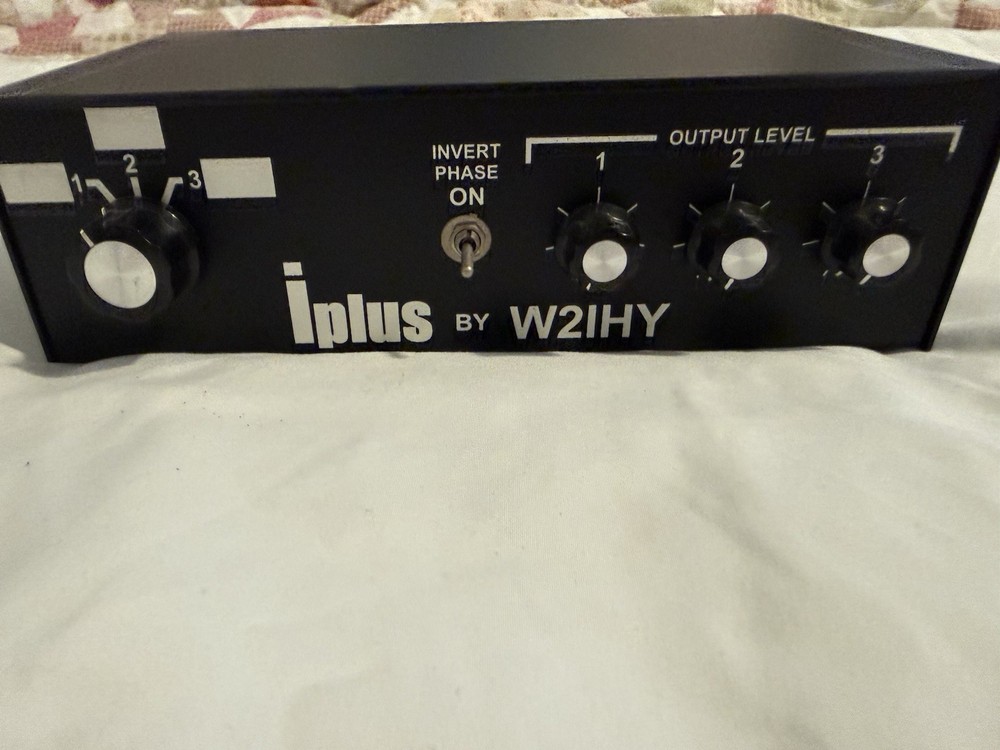 W2ihy, I-plus Audio/mic Switch