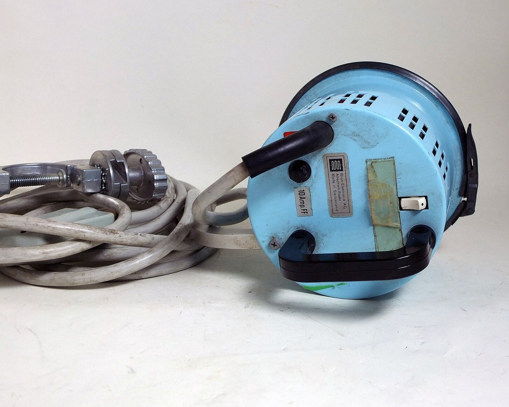 Broncolor Small Compact Mono Studio Strobe Lights Used