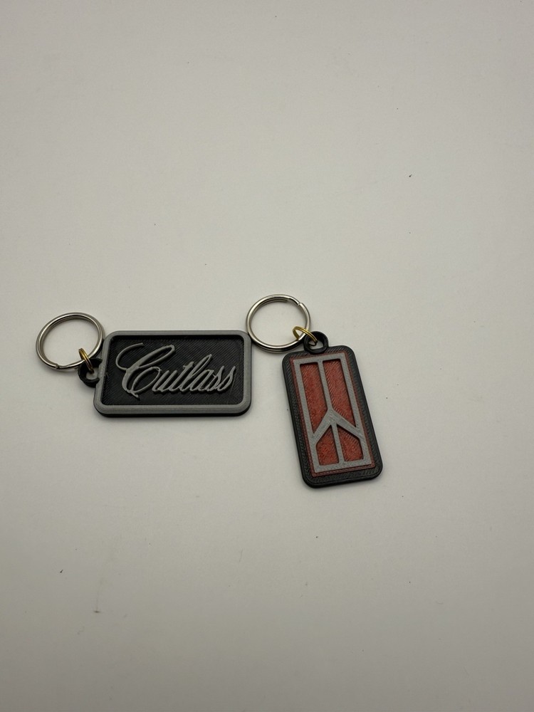 Oldsmobile Keychain With Cutlass Keychain Set (3D Printed)