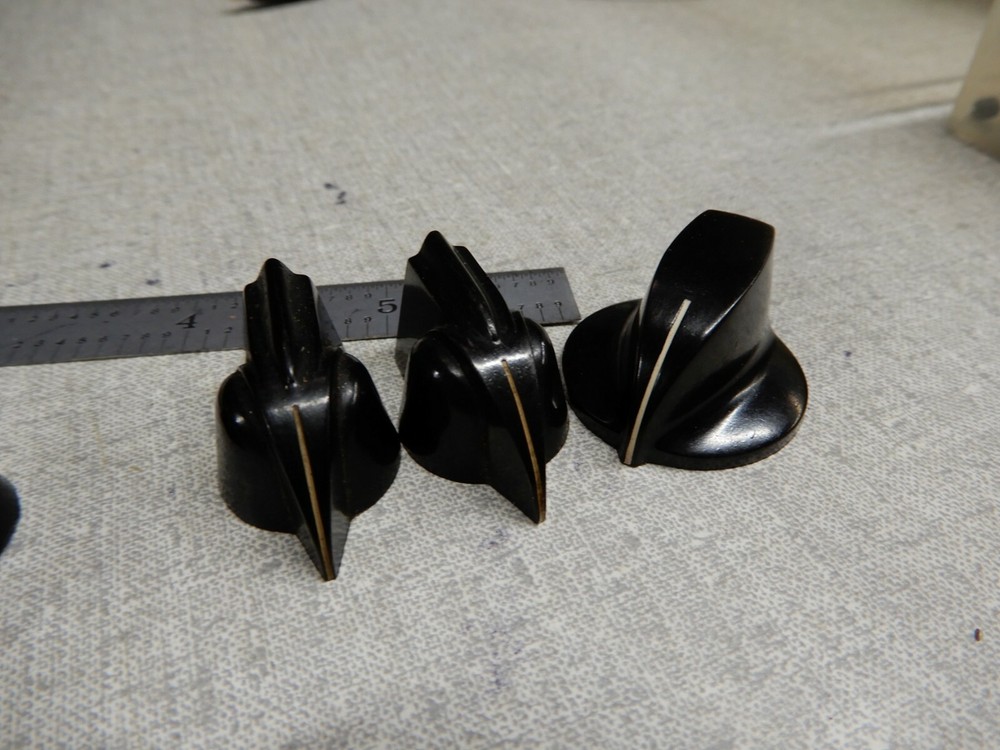 Chicken Head Knobs for 1/4 Shafts Some with Set Screws Some Daka-Ware