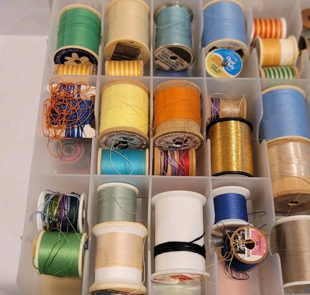 Plastic Double Sided Sewing Thread Storage Case With Various Threads Included