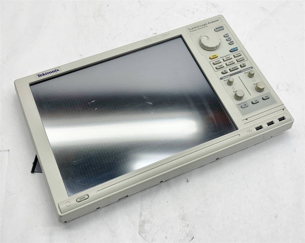Tektronix TLA7012 Portable Mainframe Logic Analyzer Touchscreen Display Panel