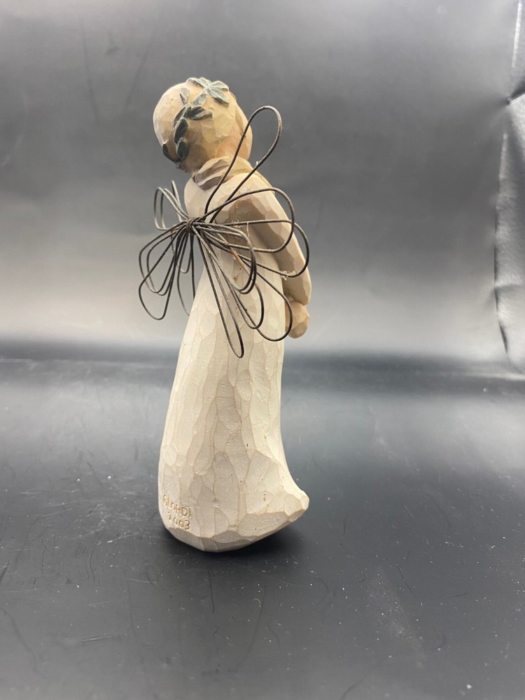 Willow Tree Celebrate Figurine (2003)