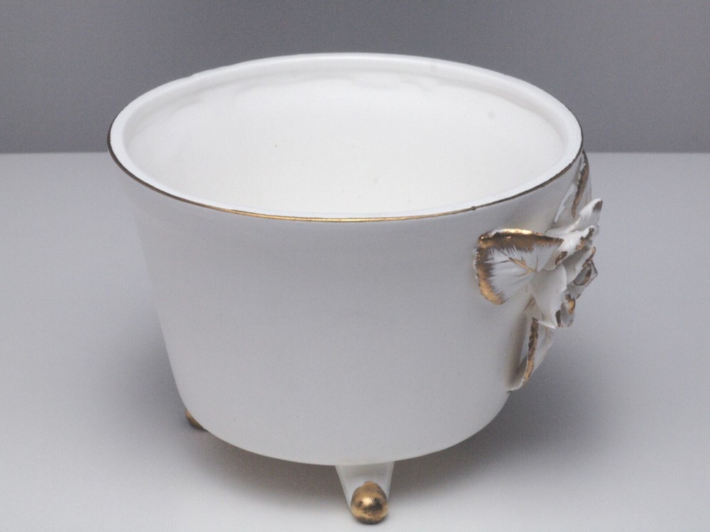 Lefton White/Gold Trim Footed Bowl