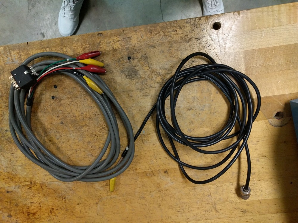 Ionization Gauge Controller Ulvac GI-TL2RY with Ion Gauge, Cables, and CF Adapte