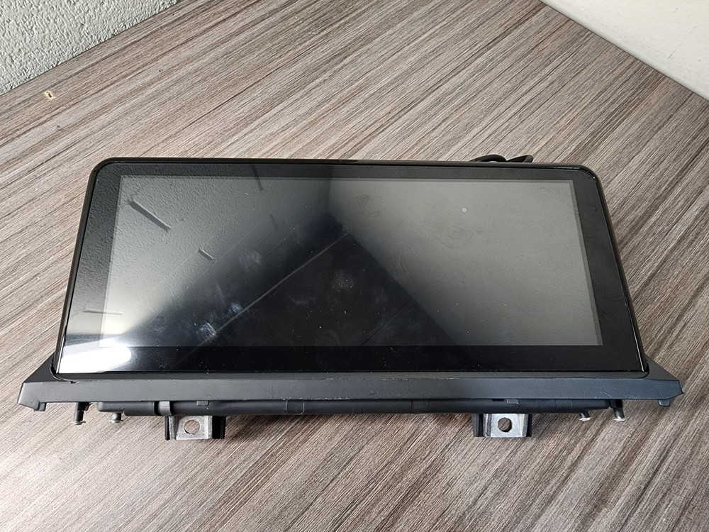 12 15 BMW Series E70 X5 Navigation Info Display