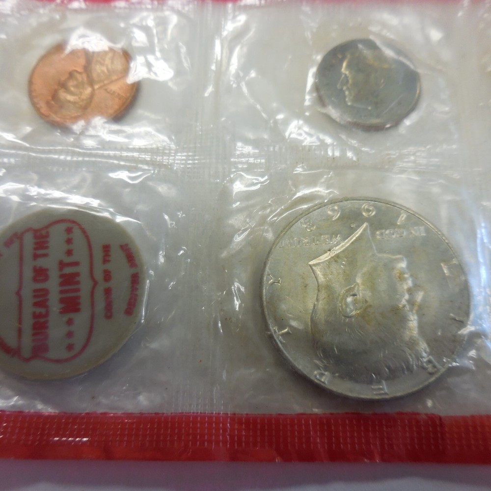 1968 D Mint Set 5 Piece Set --no envelope or papers