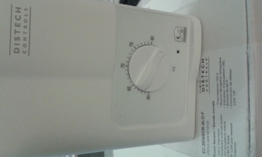 EC-SENSOR-SLO-F Room sensor with LED, Override push button and setpoint adjustm